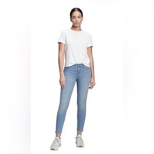 Gap Favorite Jegging Light Wash Indigo